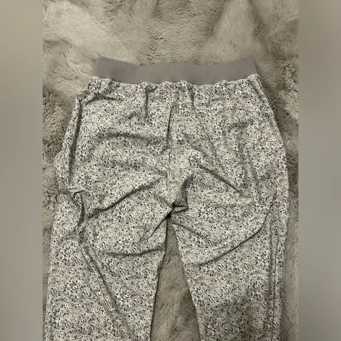 Lululemon  Bring Back The Track Pants Size 8 Floral Joggers