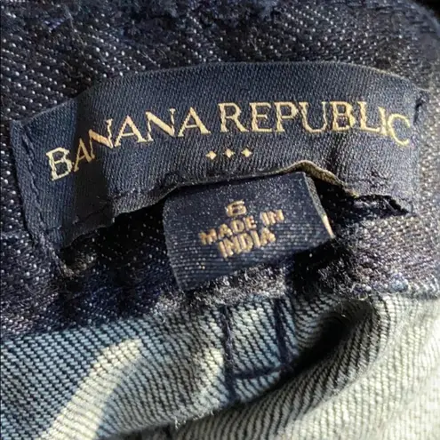 Banana Republic NWOT  Factory size 6 Jean skirt.