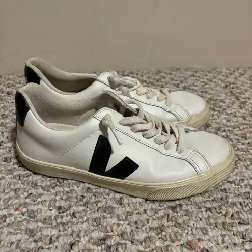 VEJA Esplar Logo Leather Low-Top Sneakers White Black- Size 36 (5)