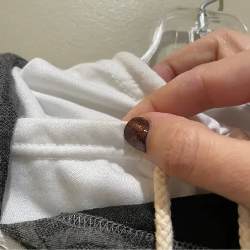 Andthewhy Textured Knit Double Layered Hoodie Sweatshirt Grey White Size Small