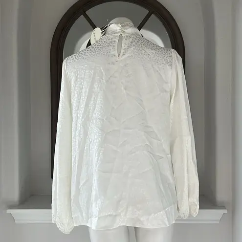 Status by Chenault Jacquard Twist Neck Blouse in Off White, Size L New w/Tag White Size L
