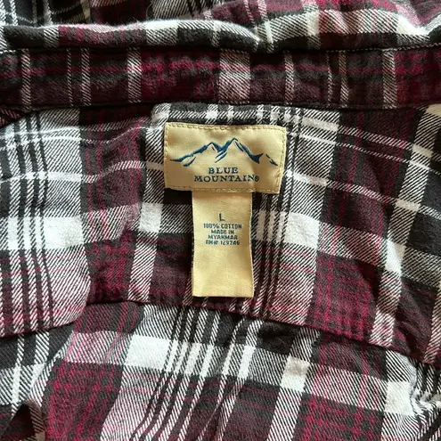 BLUE MOUNTAIN MAROON & BLACK PLAID FLANNEL BUTTON UP LONG SLEEVE Size L