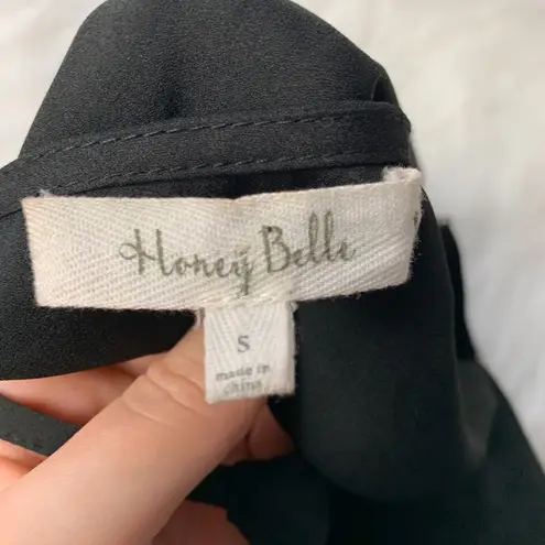 Honey Belle Boutique Black Crop Top