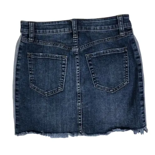 Just Black Mini Jean Skirt Womens XS Medium Wash Denim Raw Hem Y2K Indie Sleaze