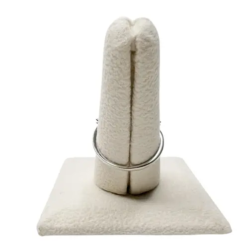 Sterling Silver Round Cut Seven Clear Glass Stones Band Ring