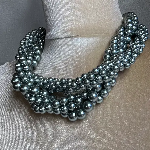Faux pearl gray cluster layered chunky statement necklace