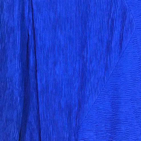 Leslie Fay Vtg royal blue dress with shoulder pads & textured, ruched fabric 8P