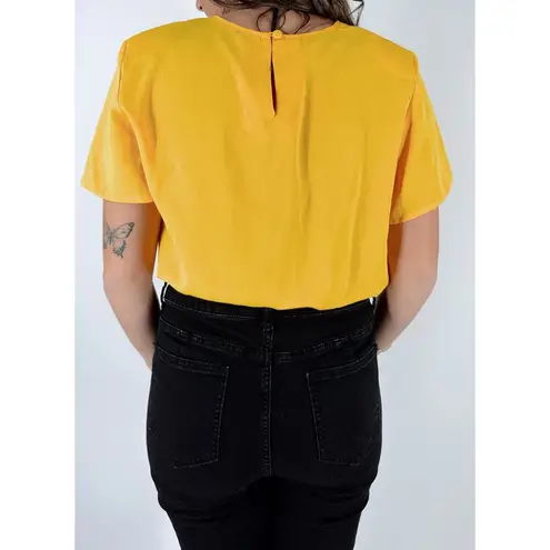 Vintage Point and Line Yellow Crewneck Short Sleeve Blouse Size Small