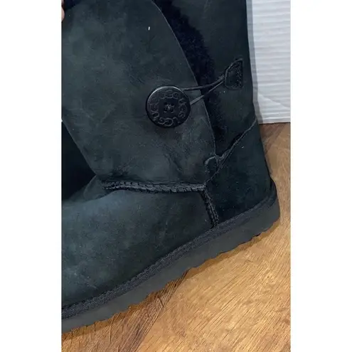 UGG  Bailey Button II Boots- Size 7