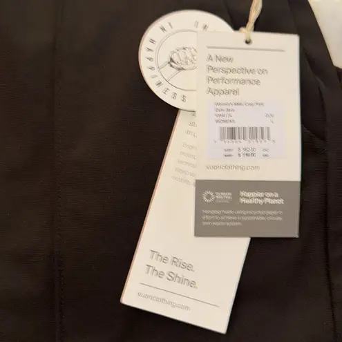 Vuori Women's Meta Crop Pant
Dark Java
Women's Casual Pants