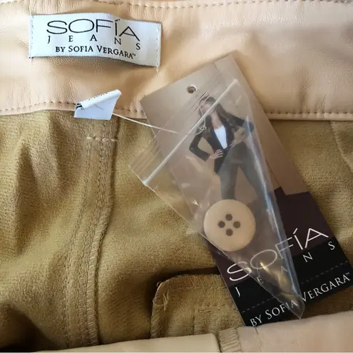 Sofia Vergara Faux Leather Shorts High Rise Size 16 Womens Beige New