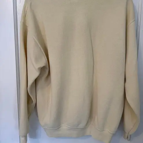 Charlevoix Michigan Embroidered Graphic Sweatshirt Comfy Crewneck Pullover Top Yellow Size M