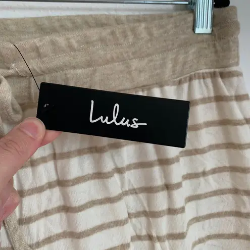Lulus NWT  Striped Drawstring Casual Shorts in Beige and White