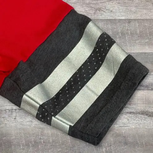 Antigua USD South Dakota Coyotes Varsity Tee Womens S Red Half Sleeve V-Neck Top