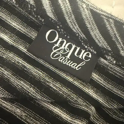 Onque Casuals Black Christmas Top Cardinals Sequin Holiday Tree Shirt Size L