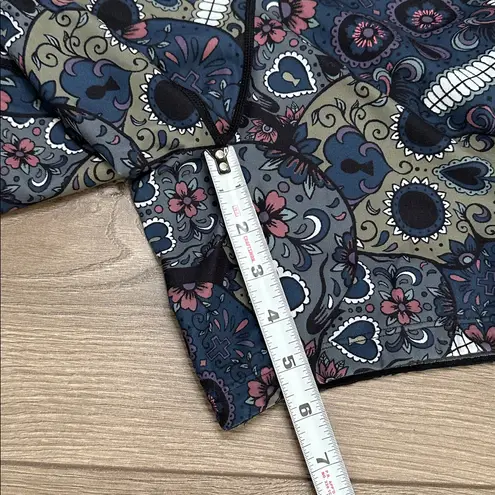 CVG Constantly Varied Gear High Rise Side Pocket Training Shorts Skull Print M Green Size M