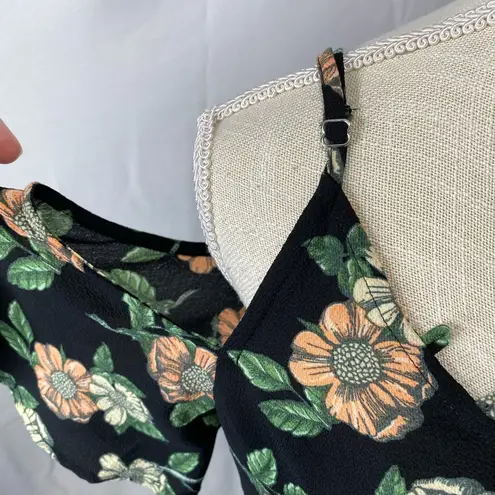 Sweet Wanderer cold shoulder top