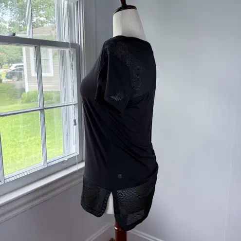 Champion  Black Mesh Workout Shirt Womans Size Small Activewear Athlete Gym