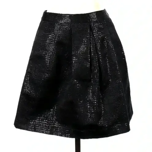 Tommy Hilfiger  Chic Goth Punk Black Metallic Pleated Full Skirt Size 8 Medium M