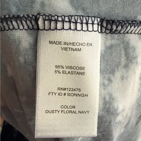 Ellen Tracy Dusty Floral Navy Hi-Lo Tunic/blouse Soft Knit Short Sleeve ≠SIZE S