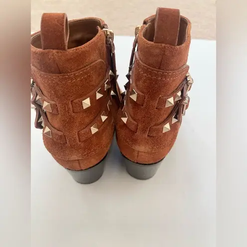 Valentino Garavani Tan Suede Rockstud Double Buckle 50mm Cowboy Ankle Boots EU38