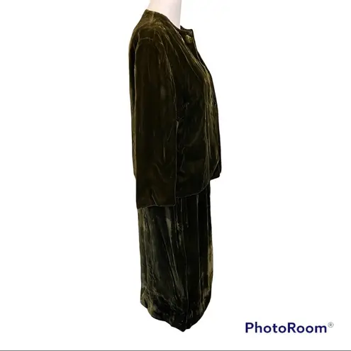 Vintage Johnnye Jr dark green velvet two piece suit size S