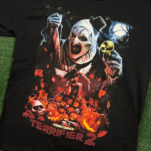 Terrifier 2 Art the Clown Horror Movie Poster Tee L thumbnail 4