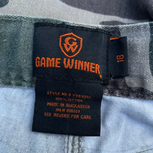 Game Winner Vintage Green Camo Cargo Pants Zip Off Shorts