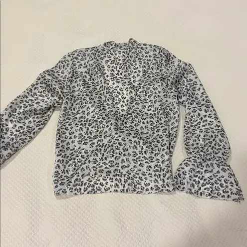 Women's Black Gray White Leopard Print cardigan blouse
