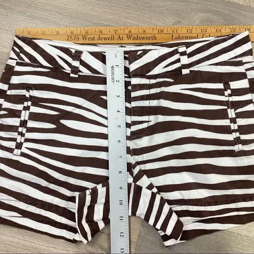 JCP Zebra Striped Flat Front Chino Shorts Size 4 Brown White Brown