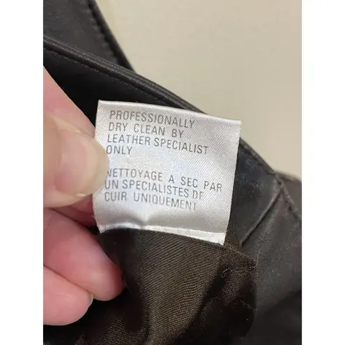 ISDA & CO Chocolate Brown Genuine Leather Zip V