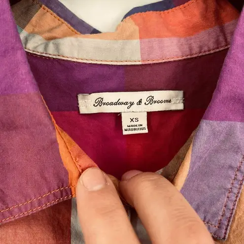 Broadway & Broome Plaid Colorful Spring Pink Blue Button Down Top Shirt Size XS