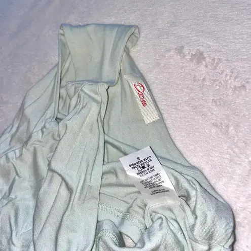 Island Gypsy NWOT Women’s Tie Shoulder Tank Tops size Small