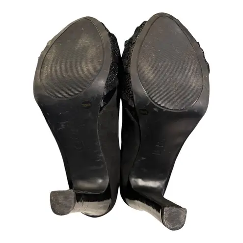 BCBG Paris Phynia Clove Black Suede Pump with net bow size 7.5