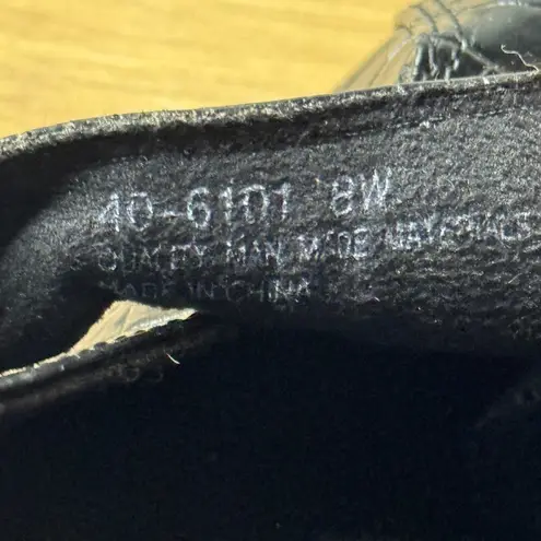 Easy Street Shoes Black Croc Embossed Slingback Comfort Wave Mules Women Size 8W