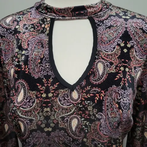 Xhilaration  Black Multi Velvet Paisley Trunpet Sleeve Mini Dress Size Medium