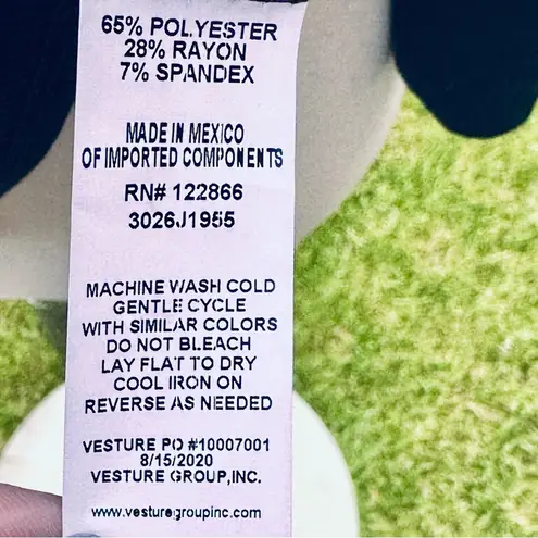 Status by Chenault Black Knit Puffed Sleeve Pullover