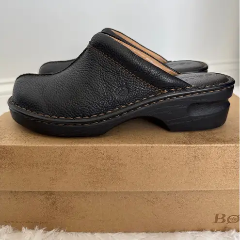 Born Mount II Black Leather Platform Clogs Size 9 Comfort Slip