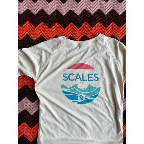 Scales Butter Yellow Long Sleeve Pro Performance Fishing Top sz Small