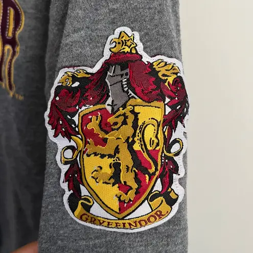 Universal Studios Harry Potter Gryffindor Gray Sweatshirt-Women’s Size Small