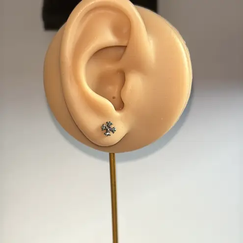 Screw Back 5mm Small Cross Stud Earrings for Men Women Streetwear Hip Hop Punk Unisex Earrings Silver