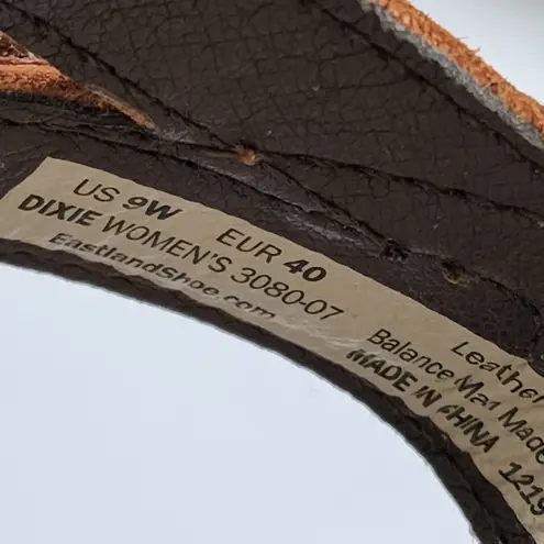 EastLand Dixie Peanut sandals size 9 Wide