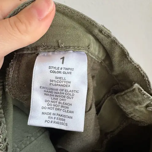 CiSono Army Green Straight Leg Cargo Pants Womens 1 / 26 Utility Streetwear City