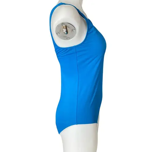 Amazon Essentials Women's size medium light blue one piece swimsuit swimwear