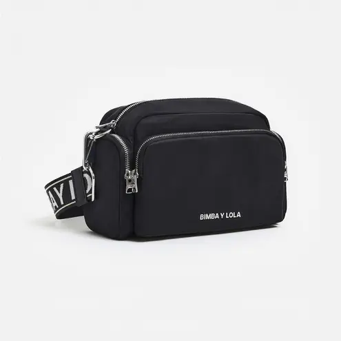 Bomba y Lola Stylish Black Crossbody Bag