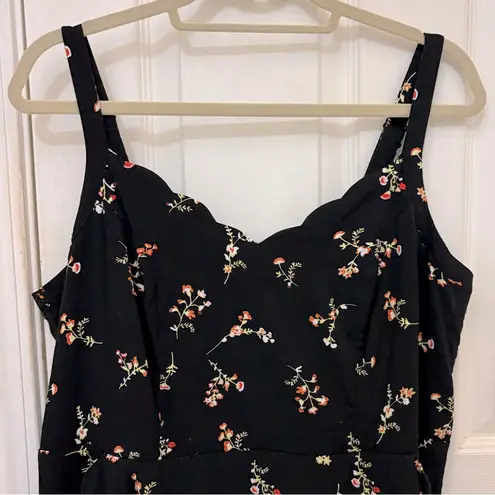 Market & Spruce Beatriz Scalloped Floral Print Dress with Smocked Back