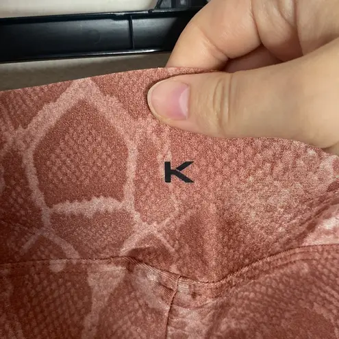 Koral slalom reptile sand high rise biker shorts size M