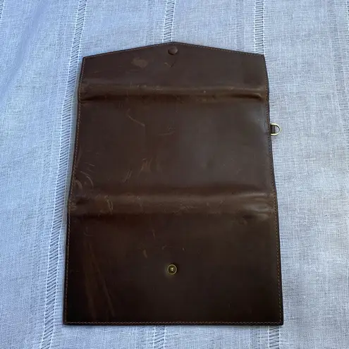 It’s Life RFID NWOT vintage look genuine leather wallet. Brown