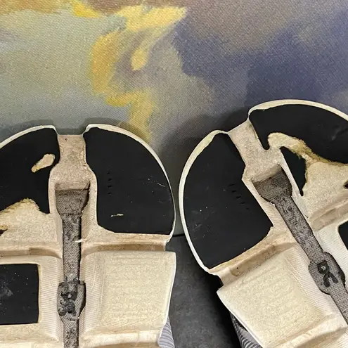 On Cloud 5 Waterproof Women's Gray Running Shoes Size 10.5