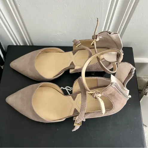 Adrienne Vittadini Noble Grey Pointy Toe Ankle Strap Suede Block Heels Size 6